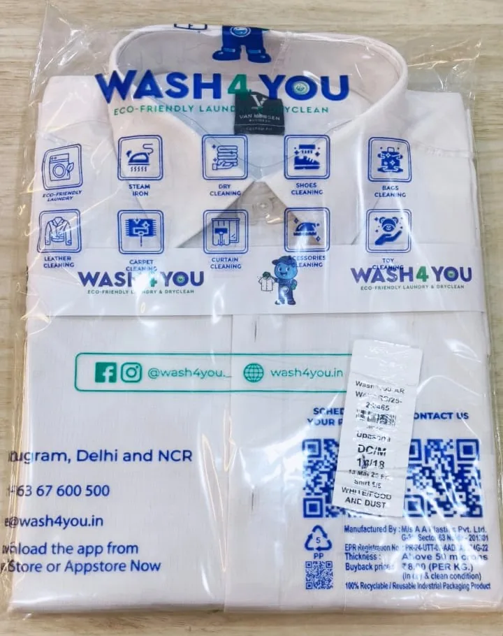 Shirt folded in Wash4You packaging
